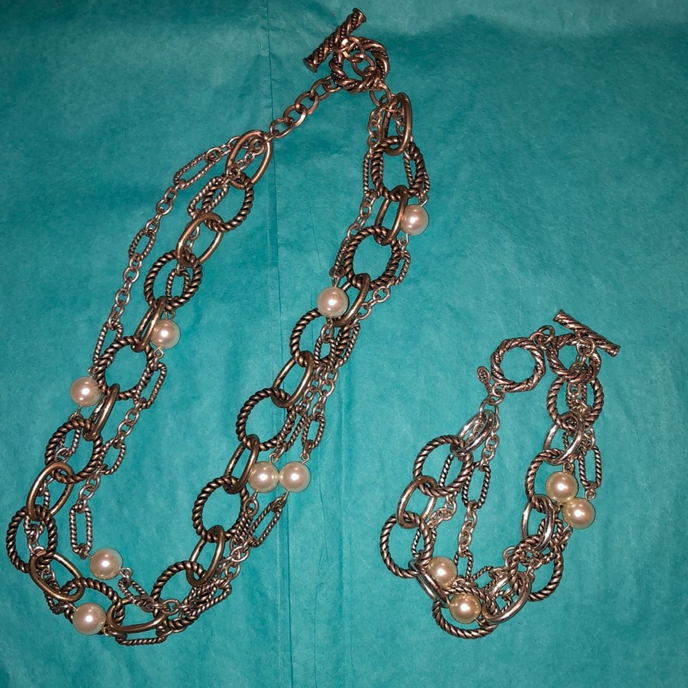 Premier Designs necklace and bracelet set